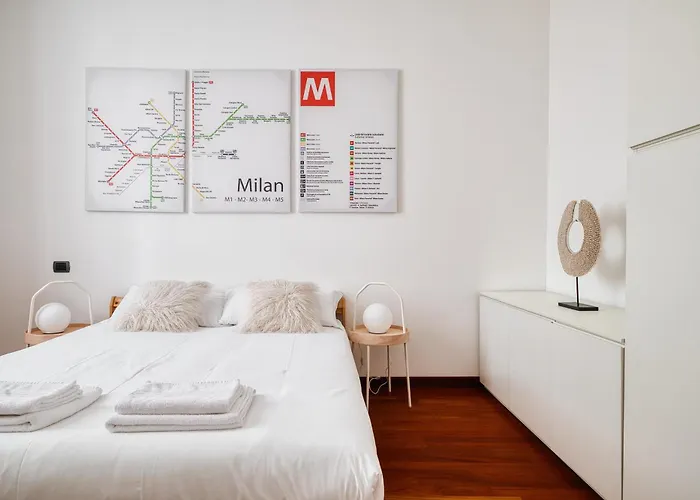 Elegant - Lorenteggio Lägenhet *